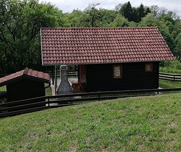 Robinzonski smještaj  Kanceljak / Green peak