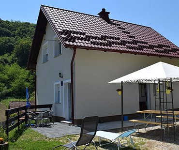 Apartmani Huško***/****