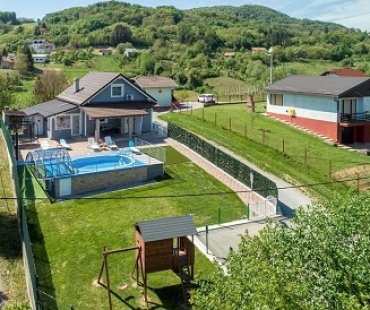 Kuća za odmor Cvetkova hiža***